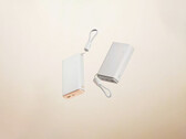 I due nuovi power bank hanno una capacità nominale di 15.000 mAh e 20.000 mAh. Nella foto: i due nuovi modelli.