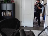 Una squadra SWAT armata ha reagito a uno scherzo telefonico e ha temporaneamente trattenuto la famiglia di un famoso livestreamer di Twitch (Immagine: Alliestrasza)