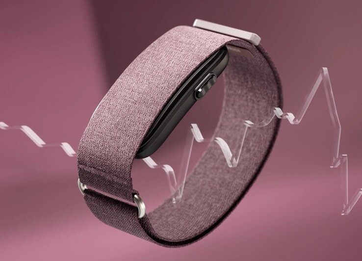 Su un lato del Garmin CIRQA è presente un pulsante.