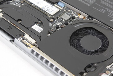 Non abbiamo notato alcun rumore elettronico o fruscio della bobina nella nostra unità di prova