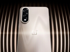 Il OnePlus Ace 5 Ultra è conosciuto anche come OnePlus Ace 5 Extreme Edition. (Fonte: OnePlus)