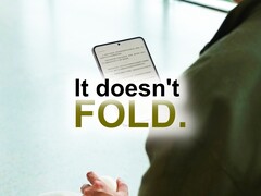 L'Oppo Pad Mini si presenta come un telefono sovradimensionato con un display da 8,8 pollici.