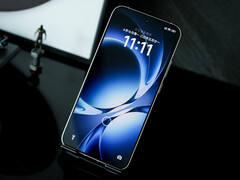 Xiaomi ha anticipato che il Redmi K80 Extreme Edition sarà disponibile in tre opzioni di colore. (Fonte immagine: via Digital Chat Station)