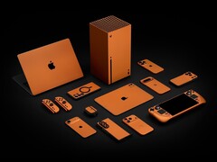 La skin Dbrand Cosmic Orange è disponibile per un'ampia gamma di dispositivi. (Fonte: Dbrand)