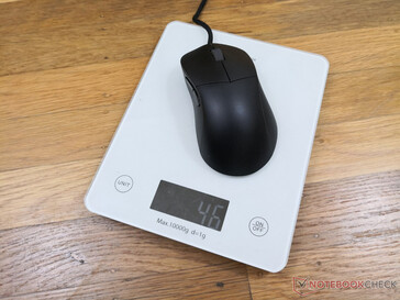 Il mouse da solo è circa 45 g