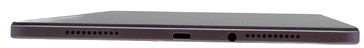 A destra: Altoparlanti, USB-C, jack da 3,5 mm, altoparlanti
