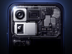 Gli smartphone Xiaomi 18 Pro saranno dotati di una fotocamera principale e di un teleobiettivo da 200 MP. Nell’immagine: una foto promozionale che mostra l’hardware interno della fotocamera.