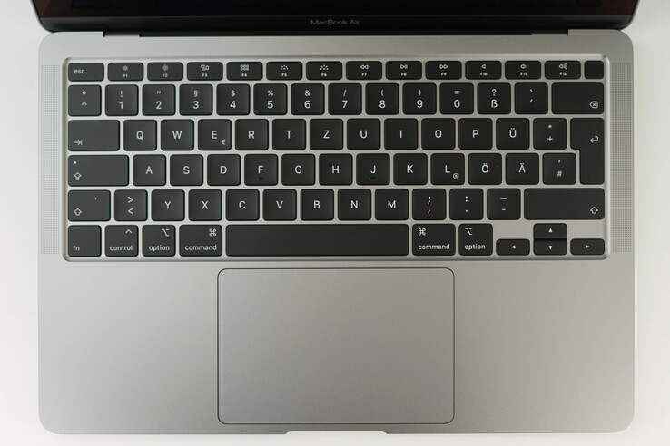 Magic Keyboard e trackpad in vetro