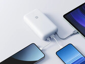 Il nuovo power bank base da 20.000 mAh di Xiaomi è disponibile nei colori bianco e nero.