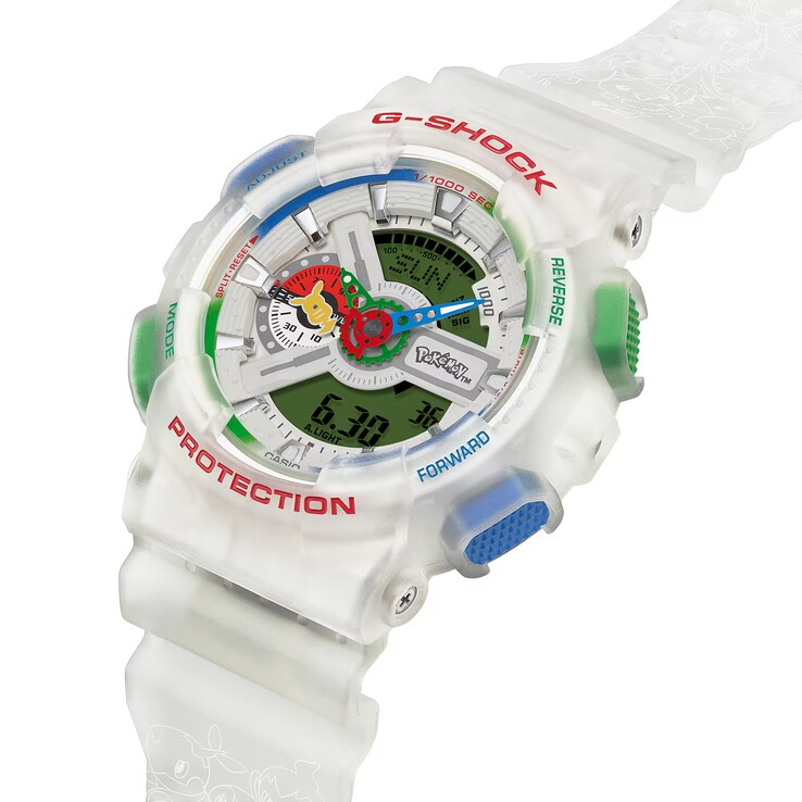 Vista obliqua del Casio G-Shock Pokémon GA-110PKM-7A traslucido, che mette in risalto la sua cassa sovradimensionata e i pulsanti colorati.