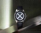 Il nuovo orologio di Citizen a tema X-Men presenta un logo "X" prominente centrato in un anello d'argento. 