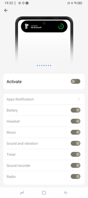 I fan di Apple's Dynamic Island ottengono qui una funzione molto simile. (Fonte: Sergey Tarasov - Notebookcheck)