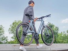 La Fiido Air è una e-bike in carbonio che pesa 13 kg (~28,7 libbre). (Fonte: Fiido)
