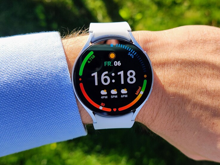 Il Samsung Galaxy Watch6 è anche facile da leggere sotto la luce del sole.