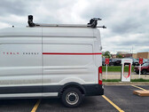 Una stazione Tesla Supercharger ha avuto i suoi cavi tagliati due volte in una settimana (immagine: Grinolam/Reddit)