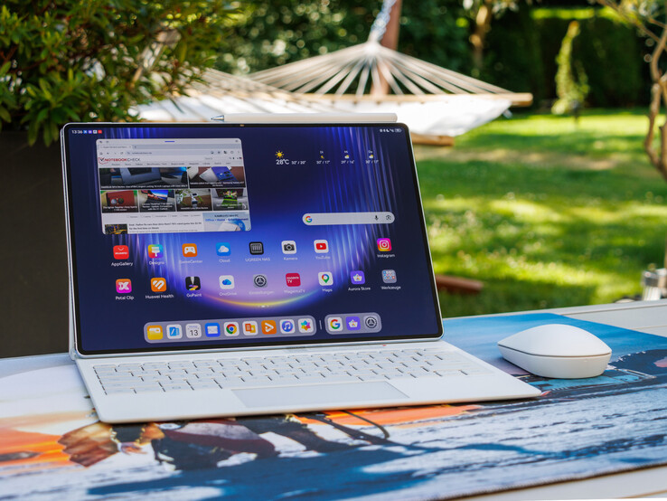 In recensione: Huawei MatePad Pro Max. Esemplare in prova fornito da Huawei Germania.
