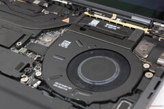 Il Core Ultra X7 funziona in modo decisamente più veloce sul Dell rispetto al nuovo Framework