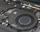 Il Core Ultra X7 funziona in modo decisamente più veloce sul Dell rispetto al nuovo Framework