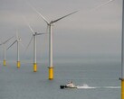 Una barca presso il parco eolico offshore Rampion (Fonte: Rampion)