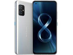 Recensione dello smartphone Asus Zenfone 8. Dispositivo di prova fornito da: Asus Germania