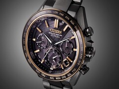 La collezione Light in Black di Citizen comprende un orologio Attesa Satellite Wave GPS