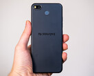 Il Fairphone 3 Plus. (Fonte: The Verge)