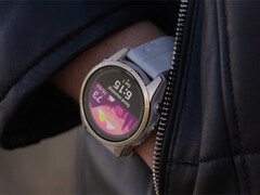 Il Fenix 7 Pro è uno dei numerosi dispositivi idonei a ricevere la versione beta 23.22. (Fonte: Garmin)