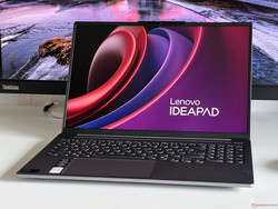 Recensione di Lenovo IdeaPad Pro 5 16 G9. Dispositivo di prova fornito da:
