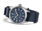L'Hamilton Khaki Field Power Reserve da 40 mm con quadrante blu