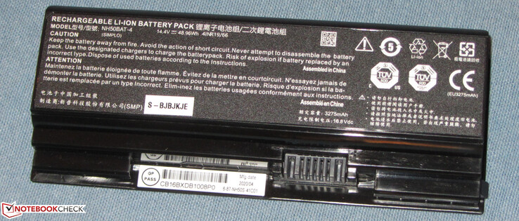 La batteria offre una capacità di quasi 49 Wh.