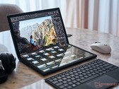 Apple si dice che stia progettando un MacBook nello stile dell'Asus Zenbook 17 Fold. (Immagine: Notebookcheck)