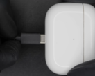 Gli AirPods USB-C ufficiali potrebbero essere in arrivo. (Fonte: Ken Pillonel via YouTube) 