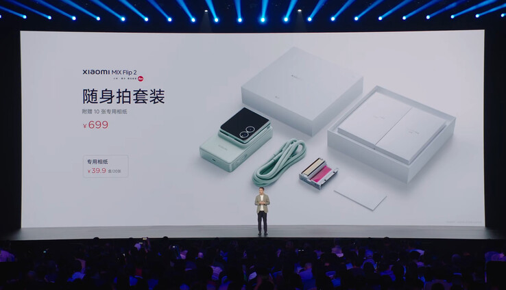 Xiaomi svela il Pocket Photo Kit del Mix Flip 2 e il contenuto della sua scatola di vendita al dettaglio. (Fonte: Xiaomi via Fixed Focus Digital)