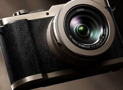La Panasonic Lumix L10 qui raffigurata potrebbe presto affrontare la concorrenza di Canon.
