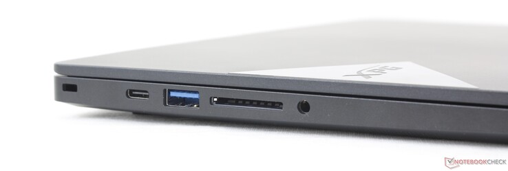 A sinistra: Kensington Lock, USB-C 3.0 Gen. 2, lettore di schede SD, jack audio da 3,5 mm