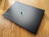 Recensione del portatile Razer Blade 16 Early 2023: debutta la GeForce RTX 4080 Mobile