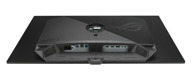 ROG Swift OLED PG32UCDMR contiene cinque porte USB, tra cui una connessione Type-C da 90 W che offre la modalità DisplayPort Alt. (Fonte immagine: Asus)