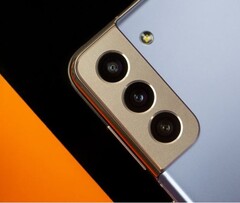 Il Galaxy S22 offrirà un grande aggiornamento rispetto alla fotocamera con zoom digitale da 64 MP del S21. (Fonte: NextPit)