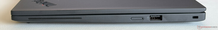 Lato destro: lettore SmartCard (opzionale), slot nano-SIM, USB-A 3.2 Gen 1 (5 Gbit/s, Always-On), slot per lucchetto Kensington
