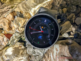 l'opzione "Alza per svegliare" dovrebbe funzionare su tutti gli smartwatch One UI Watch dopo l'installazione dell'aggiornamento di questo mese. (Fonte: NotebookCheck)