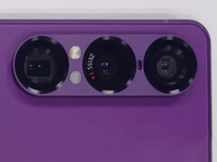 Si dice che l'Xperia 1 VII conterrà anche fotocamere teleobiettivo e ultra-grandangolare aggiornate. (Fonte immagine: via Sumaho Digest - modificato)