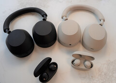 Il modello WH-1000XM5 o WF-1000XM5 di Sony potrebbe avere ancora un anno di vita. (Fonte: G Style Magazine)