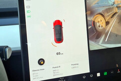 Nuovo test drive della Model 3 con parcheggio attivo Vision-only (immagine: NotTeslaApp)