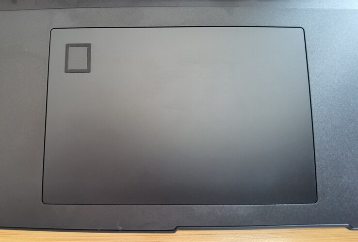 Aero 15 OLED XD - Touchpad con lettore di impronte digitali
