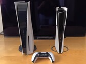 La PS5 Slim sembra molto più compatta della PS5 originale in un video di confronto in realtà aumentata. (Fonte: rtql8d)