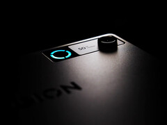 Il tablet da gioco Y700 Gen 5 è dotato della funzione di interconnessione dei dispositivi iOS. Nella foto: un'immagine promozionale che mostra una parte del retro del tablet.