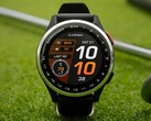 Gli smartwatch Garmin Approach S44 (nella foto) e Approach S50 hanno ricevuto nuovi aggiornamenti stabili. (Fonte: Garmin)