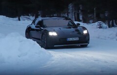 Un nuovo video mostra la variante station wagon della Porsche Taycan aggiornata al 2024 (Foto: CarSpyMedia)