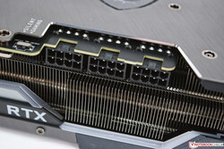 3x 8 pin per l'MSI GeForce RTX 3090 Suprim X