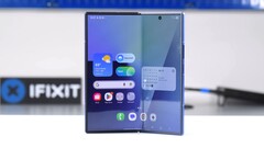 il teardown di iFixit indica che il Samsung Galaxy Z Fold 7 è molto difficile da riparare. (Fonte: iFixit)